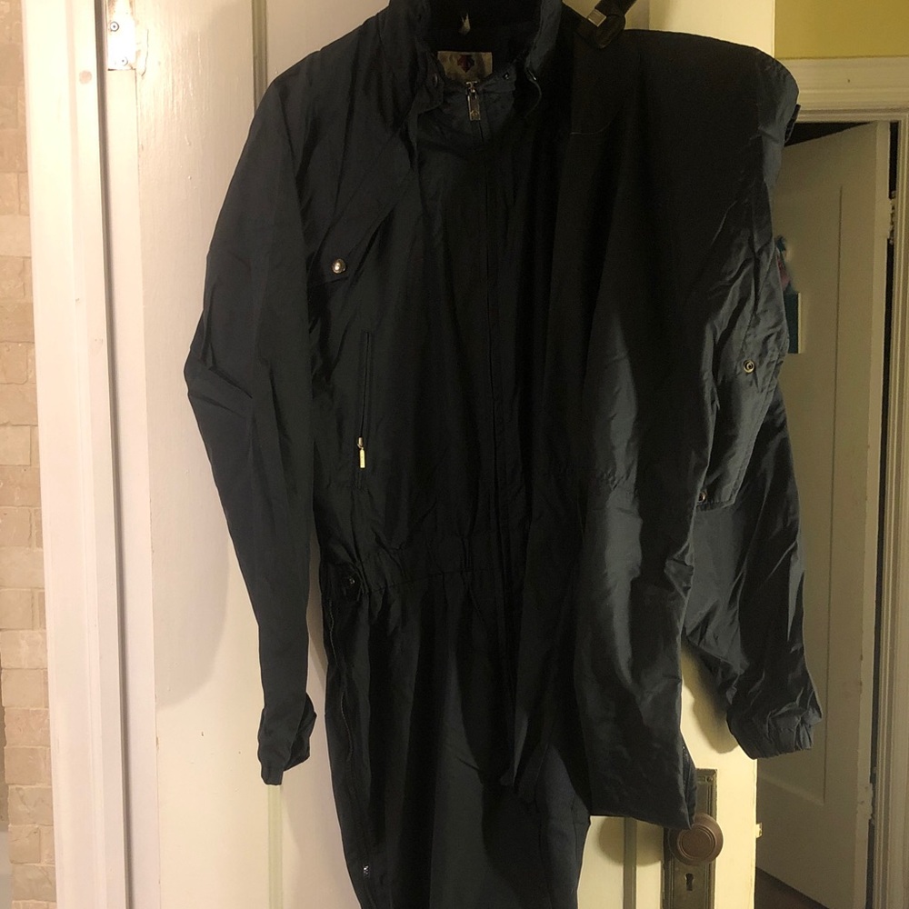 Descente Men's Black one piece Ski Outfit